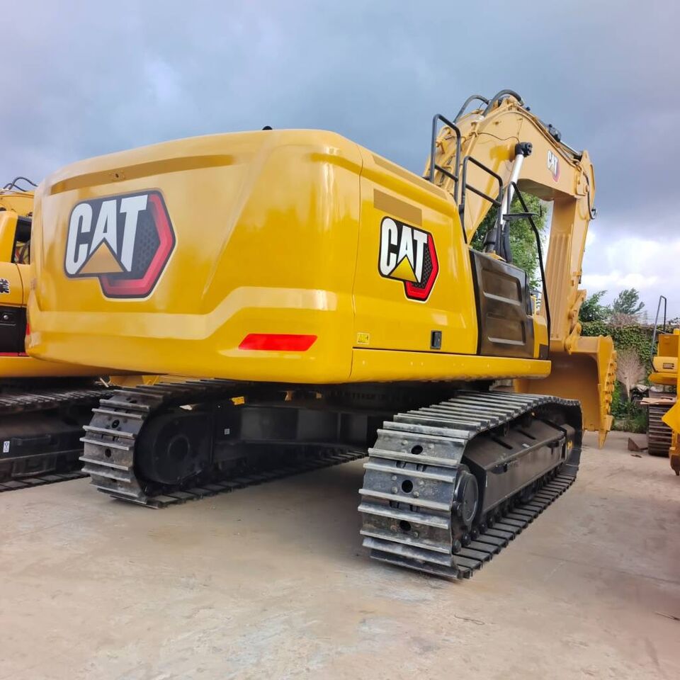 2024 Caterpillar 345D crawler excavator, rear three-quarter view 2024 Caterpillar 345D crawler excavator, rear three-quarter view