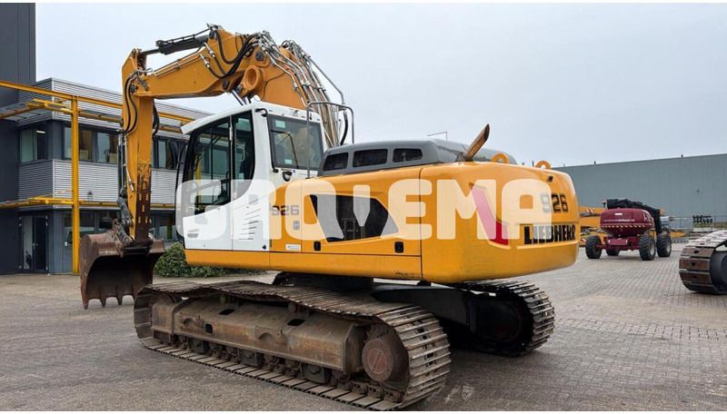 2013 Liebherr R926 LC crawler excavator, rear three-quarter view
