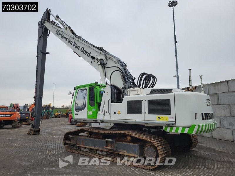 2009 Liebherr R954 C HDW crawler excavator, rear three-quarter view