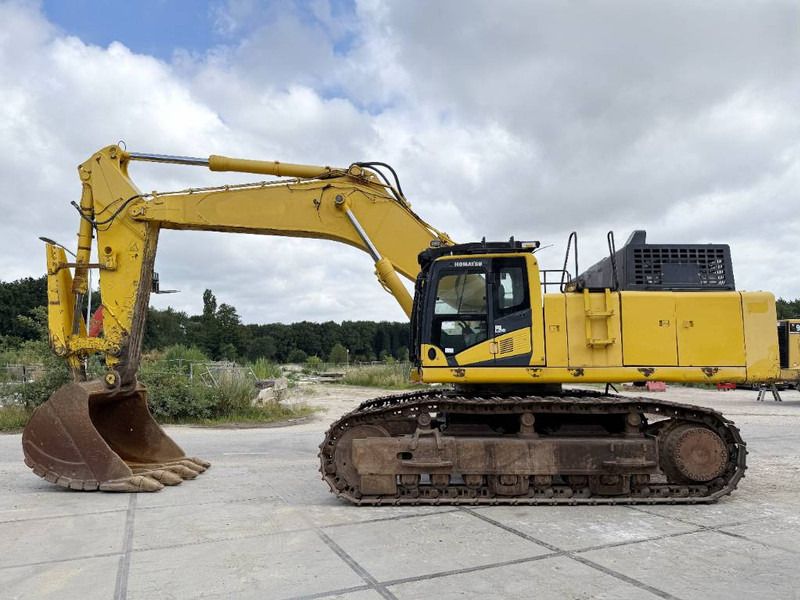 2017 Komatsu PC700LC-11 crawler excavator side view