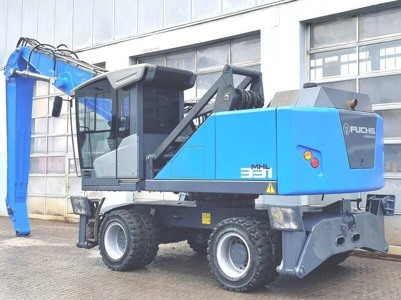 2022 Fuchs MHL331F material handler, side view 2022 Fuchs MHL331F material handler, side view