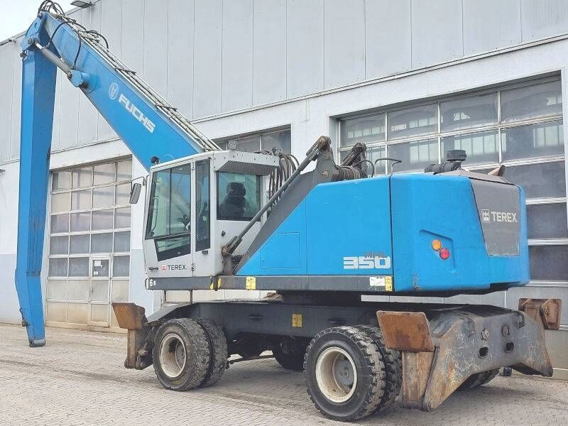 2015 Fuchs MHL350F material handler, side view