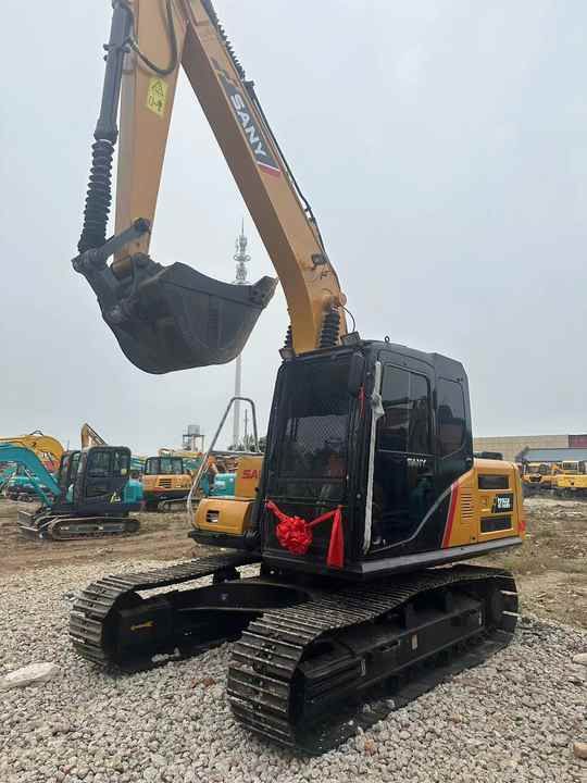 2022 Sany SY155C crawler excavator, rear three-quarter view 2022 Sany SY155C crawler excavator, rear three-quarter view