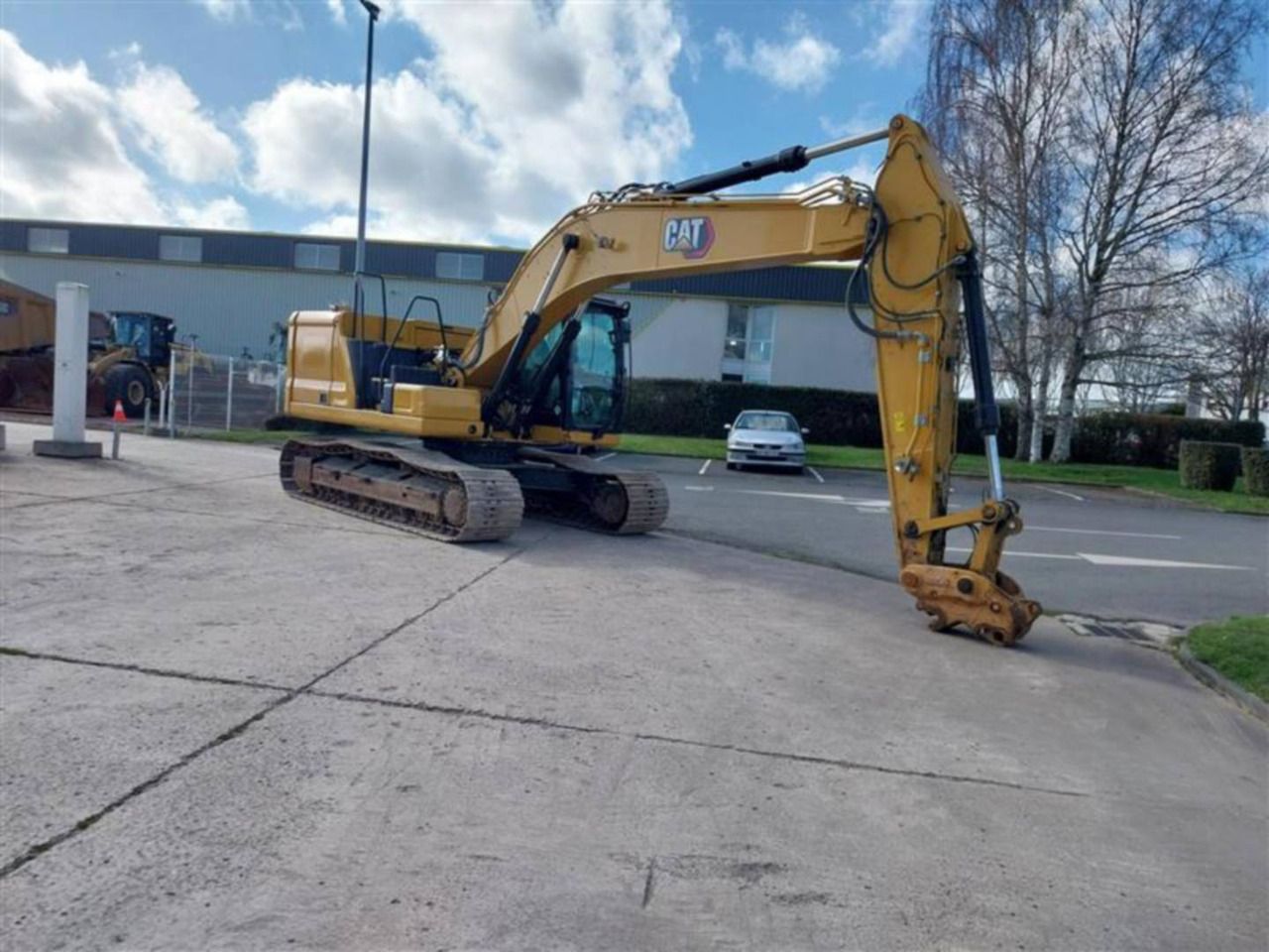 2021 Caterpillar 323 crawler excavator, side view 2021 Caterpillar 323 crawler excavator, side view