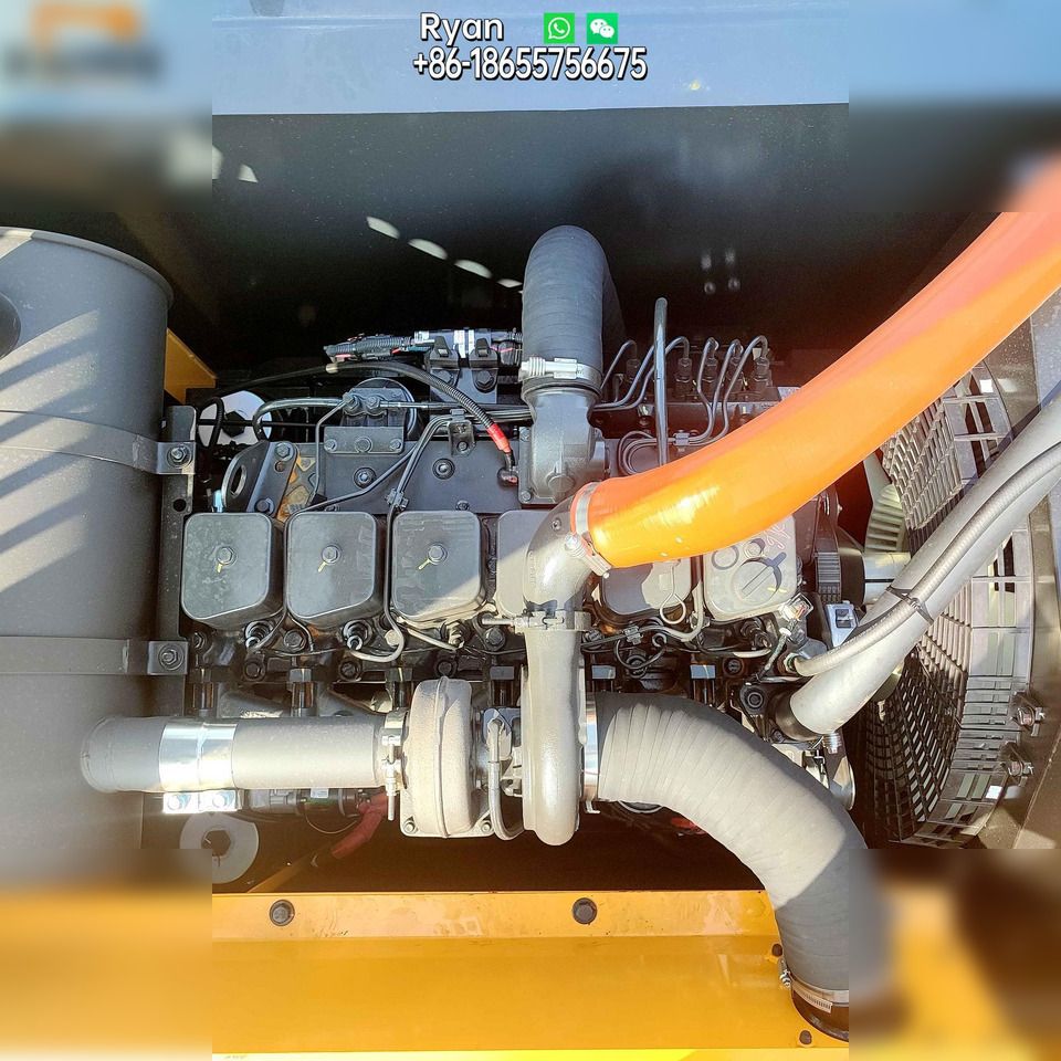 2025 Hyundai HX220HD crawler excavator engine compartment 2025 Hyundai HX220HD crawler excavator engine compartment