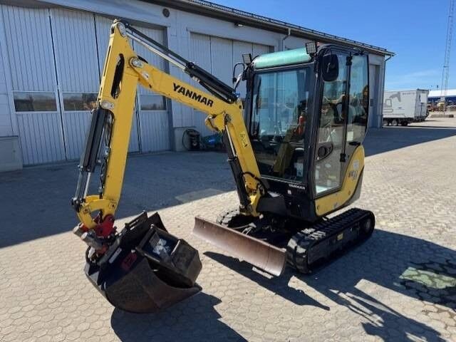 2020 Yanmar SV18 mini excavator, front three-quarter view 2020 Yanmar SV18 mini excavator, front three-quarter view
