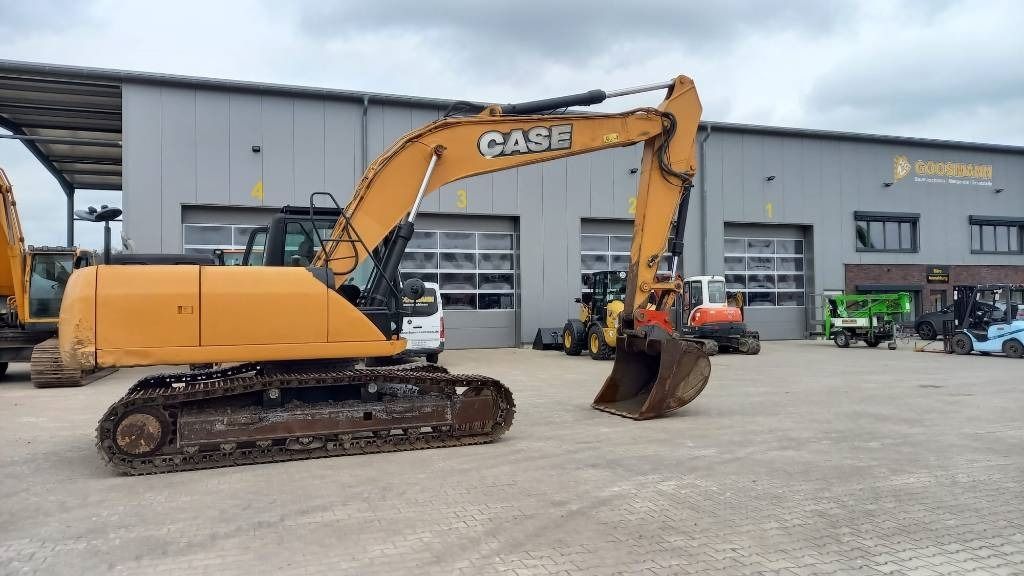 2012 CASE CX210B crawler excavator, side view