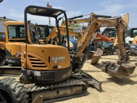 2017 CASE CX26C mini excavator, side view 2017 CASE CX26C mini excavator, side view