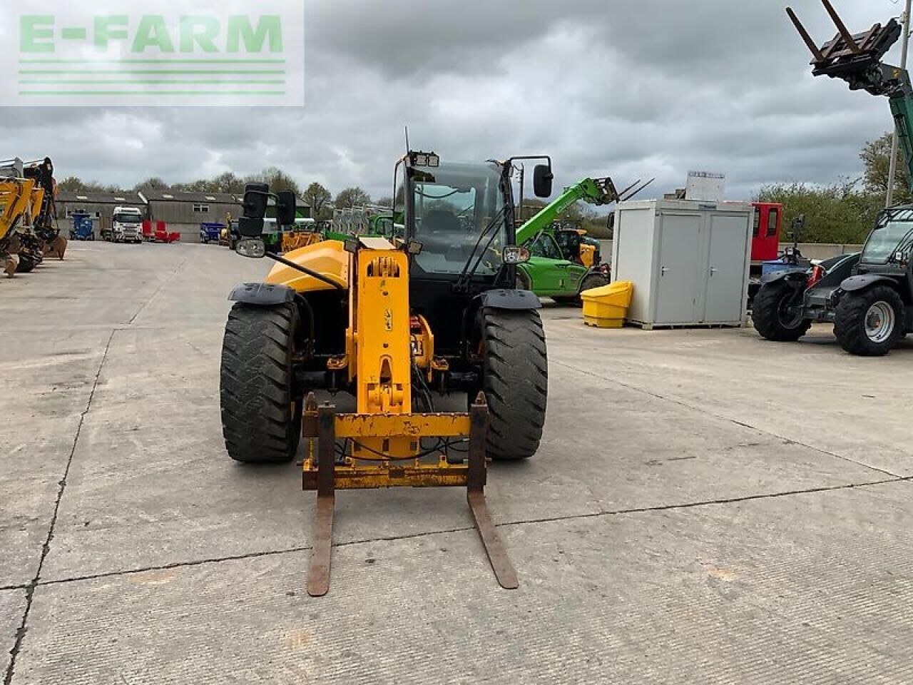 2022 JCB 542-70 Agri Xtra telehandler, front view