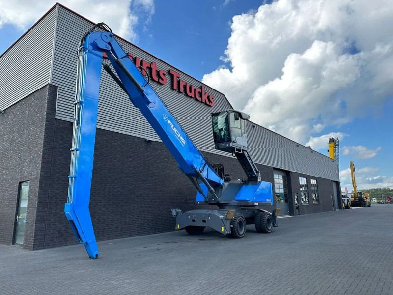 2019 Fuchs MHL350 material handler, side profile view