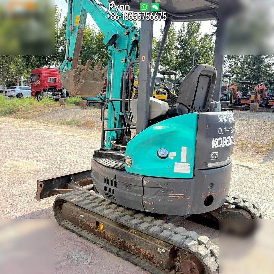 2017 Kobelco SK30SR-6 mini excavator, rear three-quarter view 2017 Kobelco SK30SR-6 mini excavator, rear three-quarter view