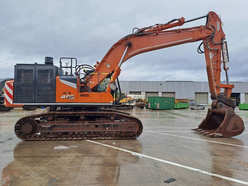 2021 Hitachi Zaxis 490 crawler excavator, side view