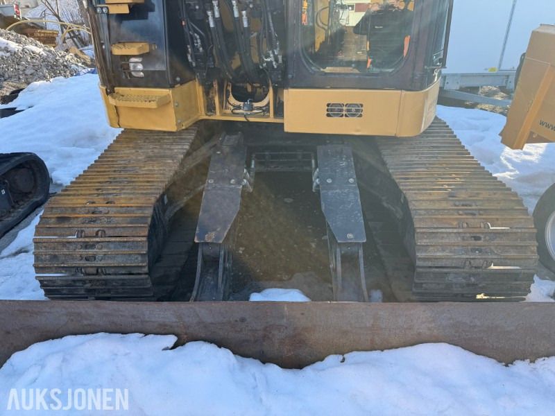2012 Caterpillar 314ELCR crawler excavator undercarriage and blade view 2012 Caterpillar 314ELCR crawler excavator undercarriage and blade view