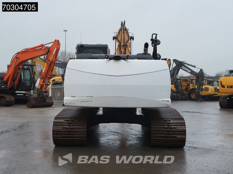 2020 CASE CX250D crawler excavator rear view 2020 CASE CX250D crawler excavator rear view