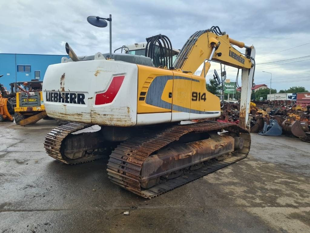 2008 Liebherr 914 crawler excavator, rear three-quarter view 2008 Liebherr 914 crawler excavator, rear three-quarter view