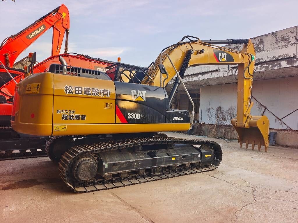 2024 Caterpillar 330D2L crawler excavator, rear three-quarter view