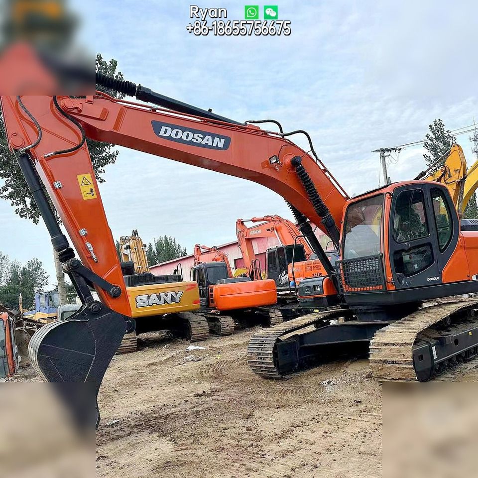 2022 Doosan DX225LC-9C crawler excavator, side view