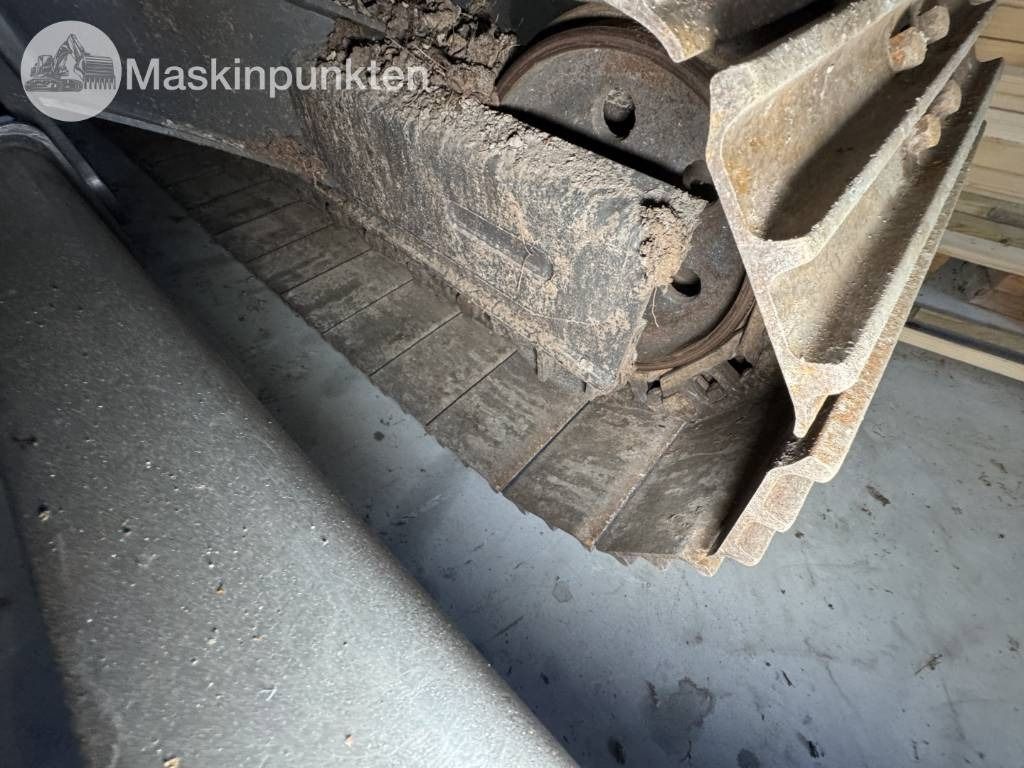 2022 Volvo ECR88D mini excavator track detail 2022 Volvo ECR88D mini excavator track detail