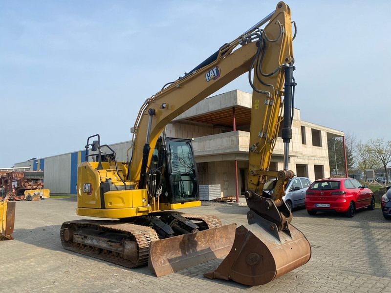 2021 Caterpillar 315GC crawler excavator, side view 2021 Caterpillar 315GC crawler excavator, side view