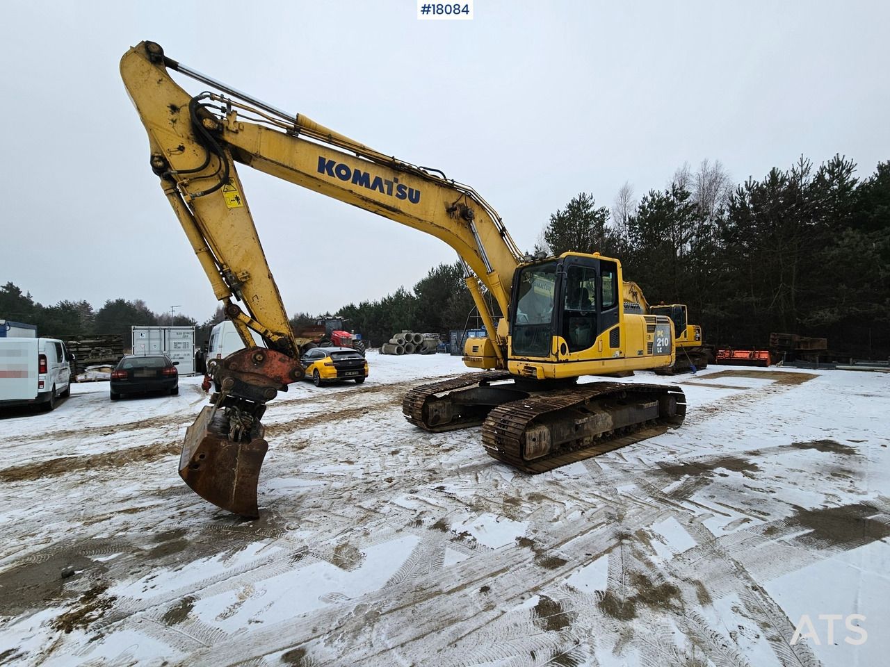 2011 Komatsu PC210LC-8 crawler excavator, side view 2011 Komatsu PC210LC-8 crawler excavator, side view