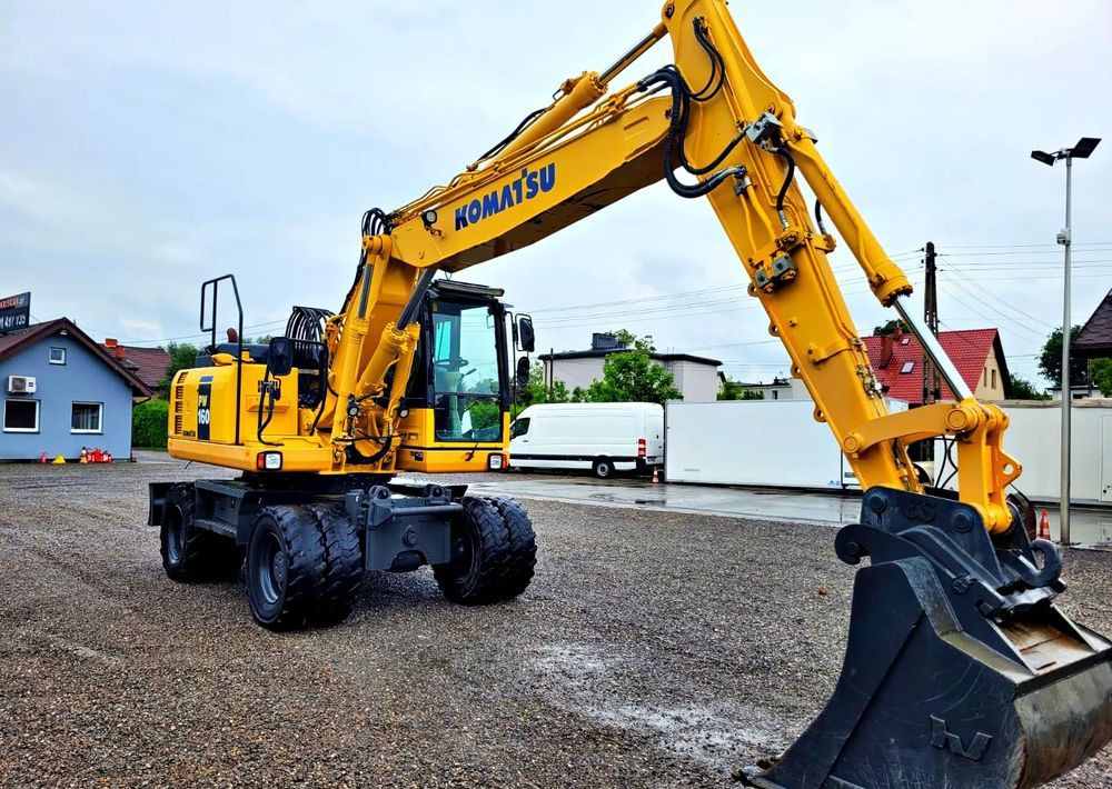 2016 Komatsu PW160-8 wheel excavator, side view