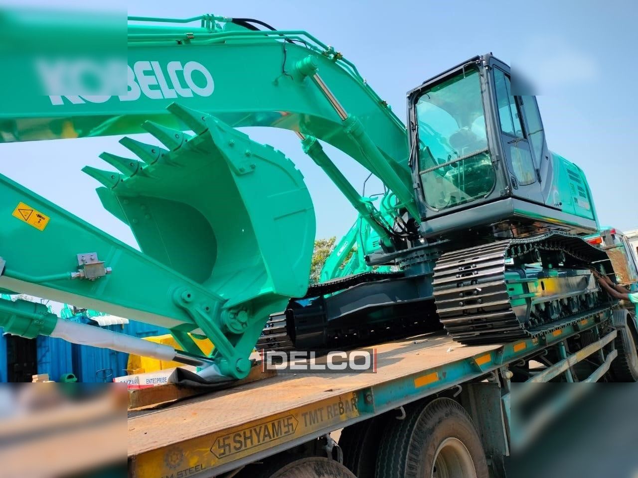 2026 Kobelco SK220 crawler excavator, low-angle side view