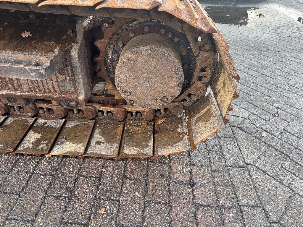 2018 Kobelco SK140SRLC-5 crawler excavator track assembly detail