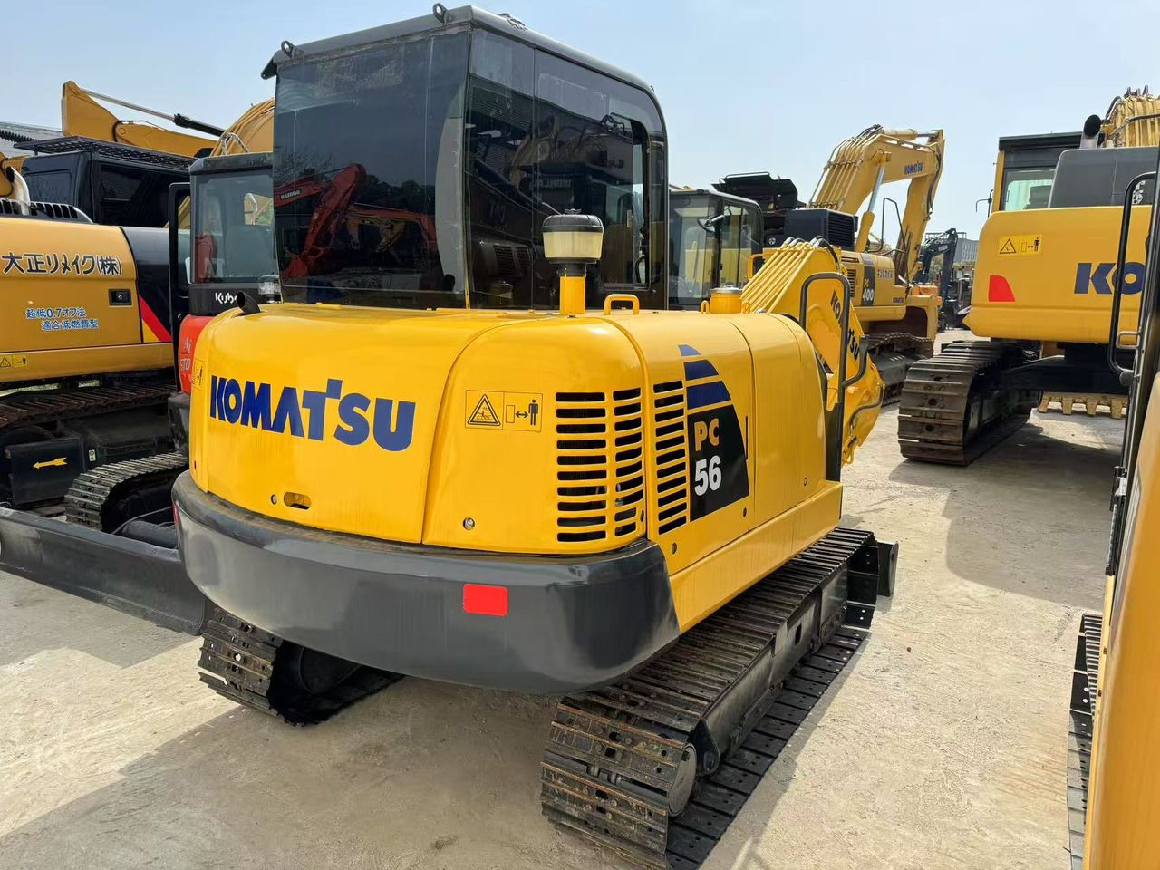 2020 Komatsu PC56-7 mini excavator rear view 2020 Komatsu PC56-7 mini excavator rear view