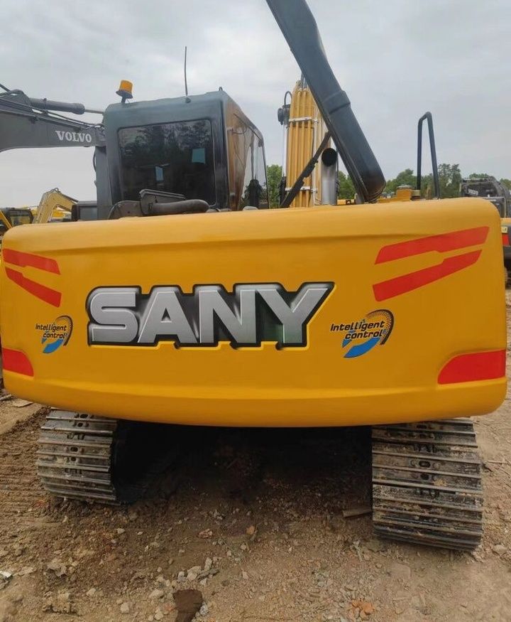 2022 Sany 135C crawler excavator rear view 2022 Sany 135C crawler excavator rear view