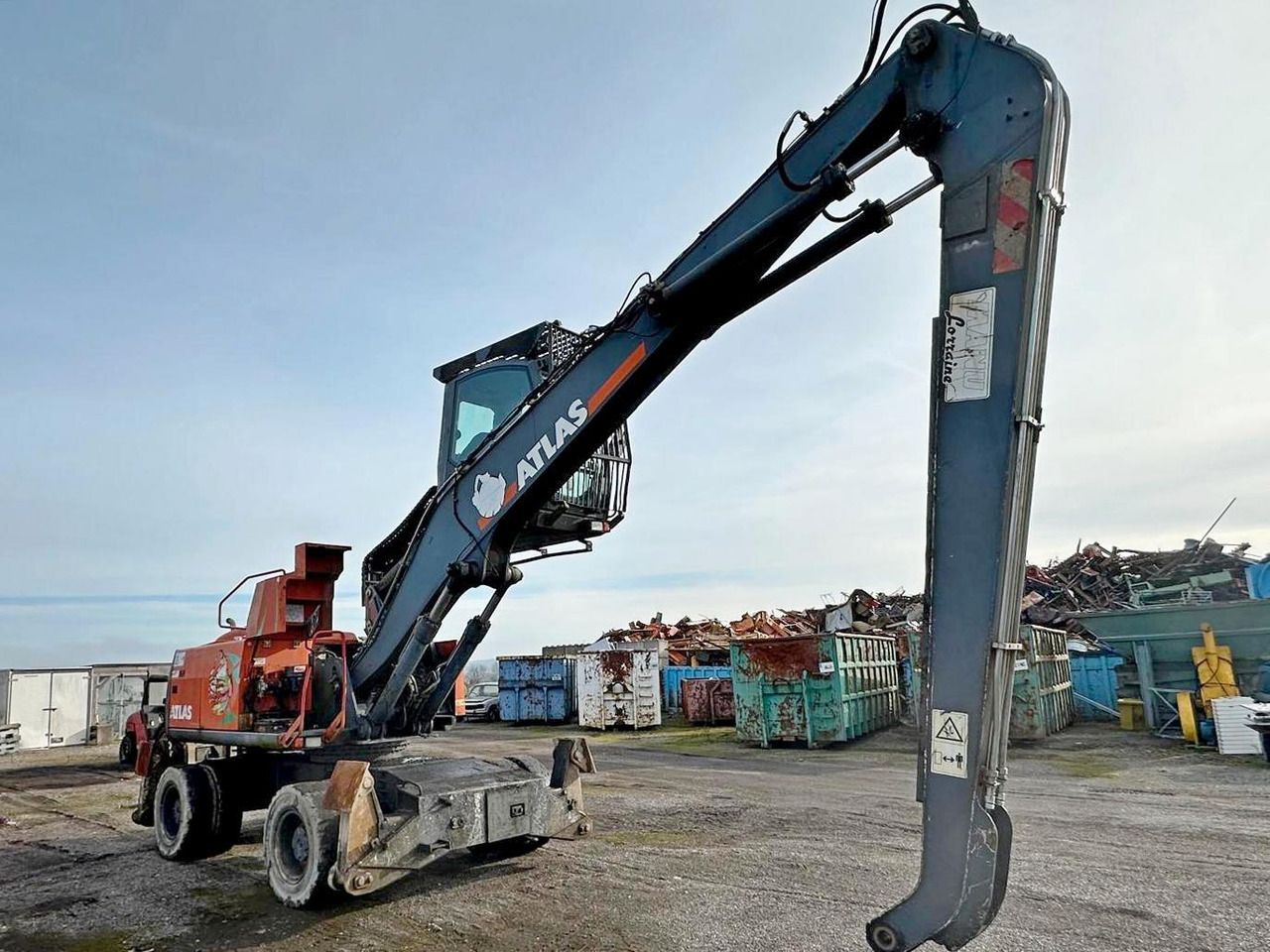 2011 Atlas 230MH wheel excavator, side view 2011 Atlas 230MH wheel excavator, side view