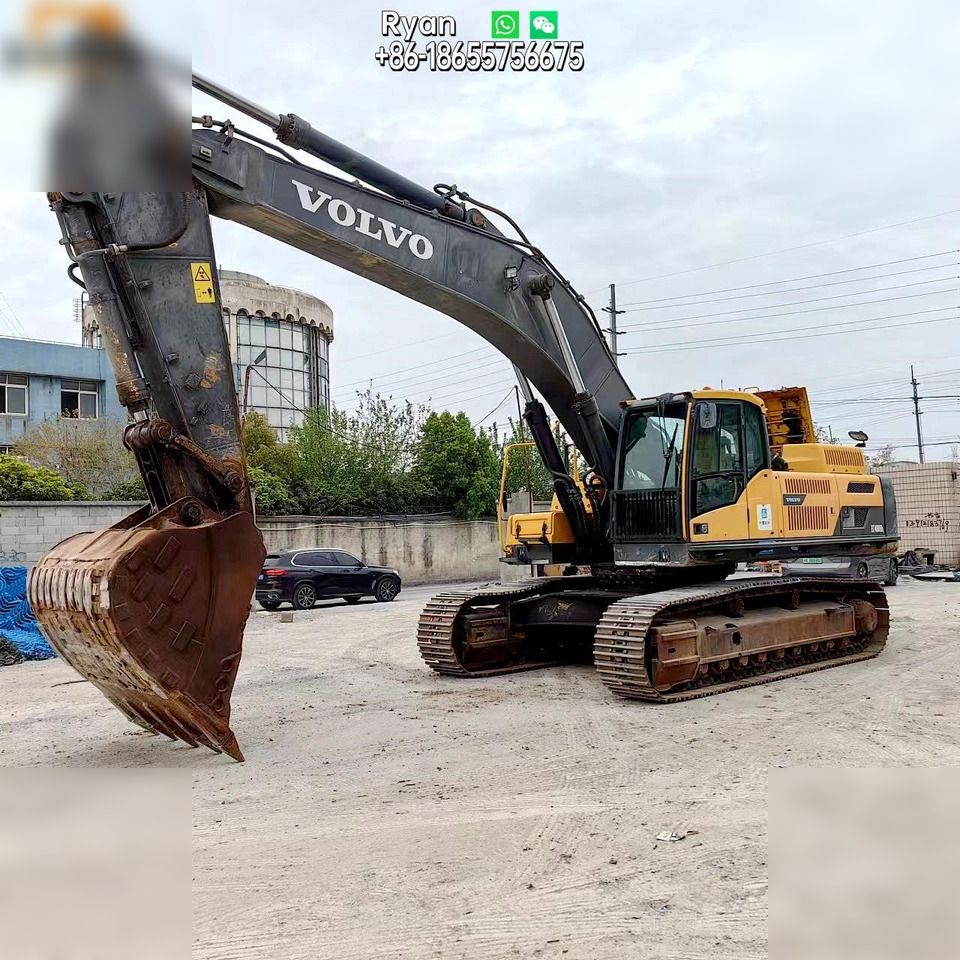 2021 Volvo EC480DL crawler excavator, front three-quarter view