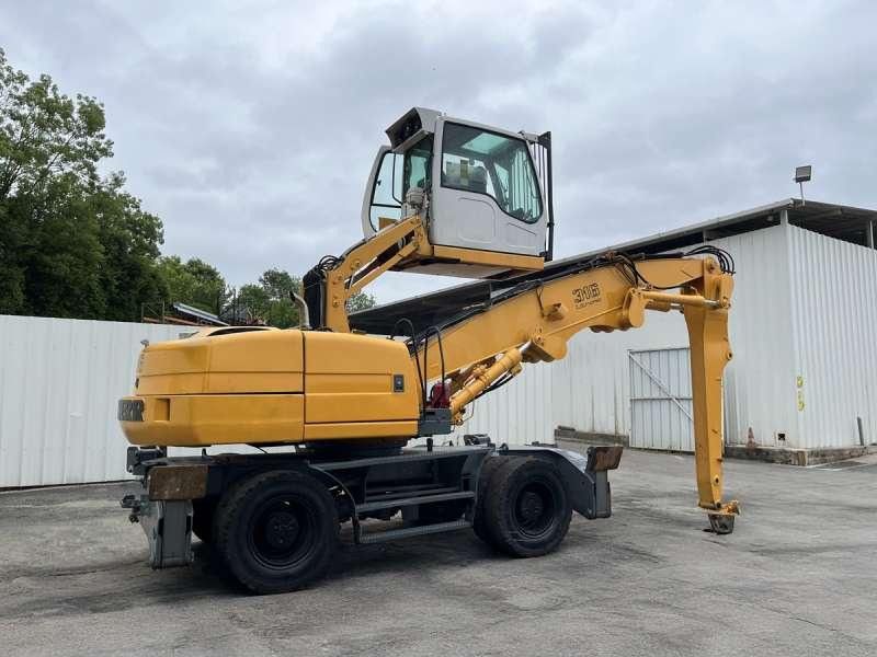 2003 Liebherr A316 LITRONIC material handler, side view