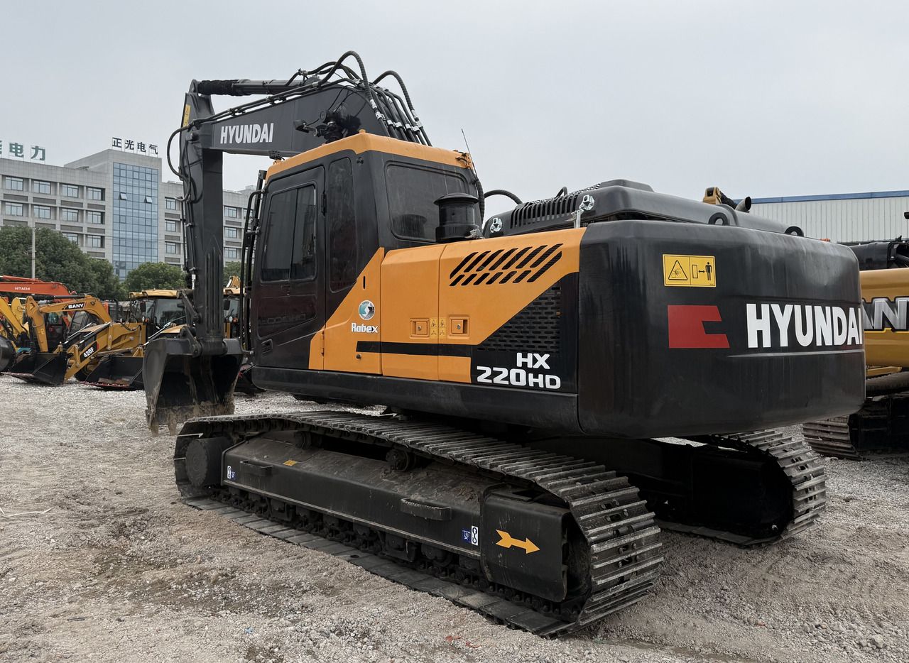 2024 Hyundai HX220HD crawler excavator, rear three-quarter view 2024 Hyundai HX220HD crawler excavator, rear three-quarter view