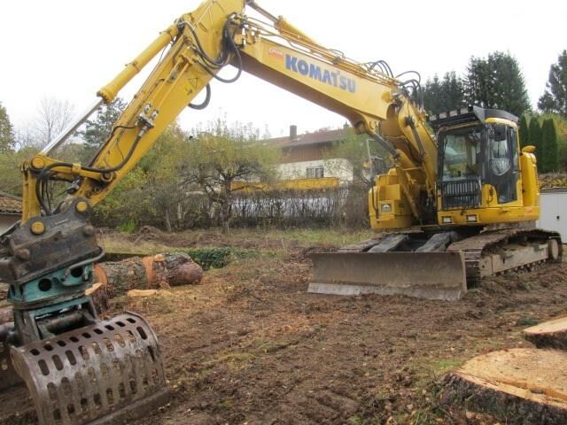 2022 Komatsu PC228USLC-11 crawler excavator, side view