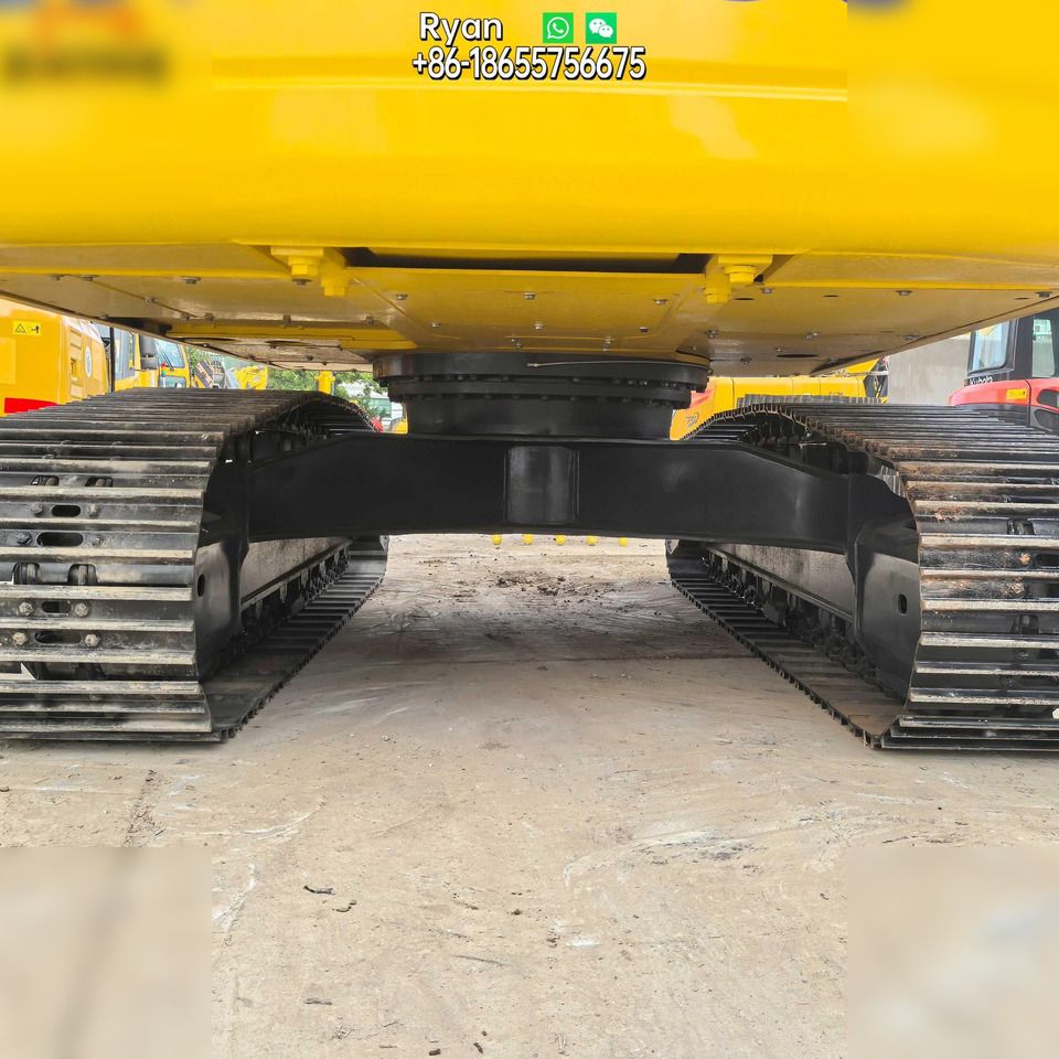 2022 Komatsu PC200-8 Raupenbagger Fahrwerksansicht 2022 Komatsu PC200-8 Raupenbagger Fahrwerksansicht