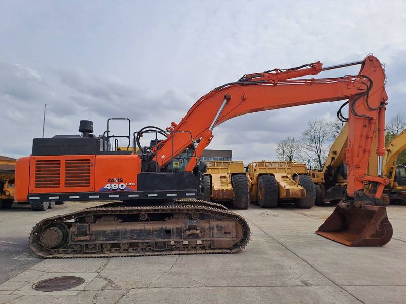 2019 Hitachi Zaxis 490LCH-6 crawler excavator, side view