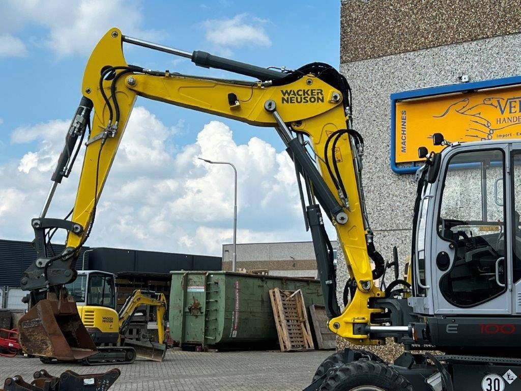 2019 Wacker Neuson EW100 wheel excavator side view 2019 Wacker Neuson EW100 wheel excavator side view