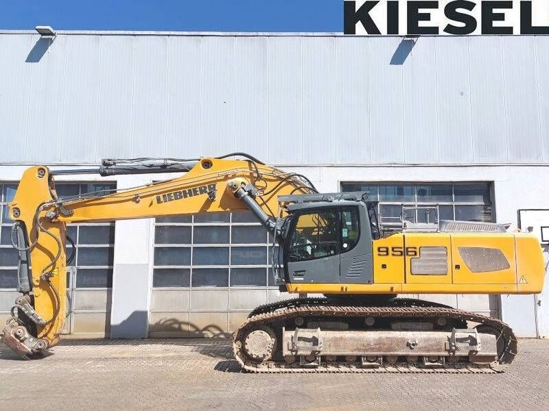 2018 Liebherr R956 LC crawler excavator, side view