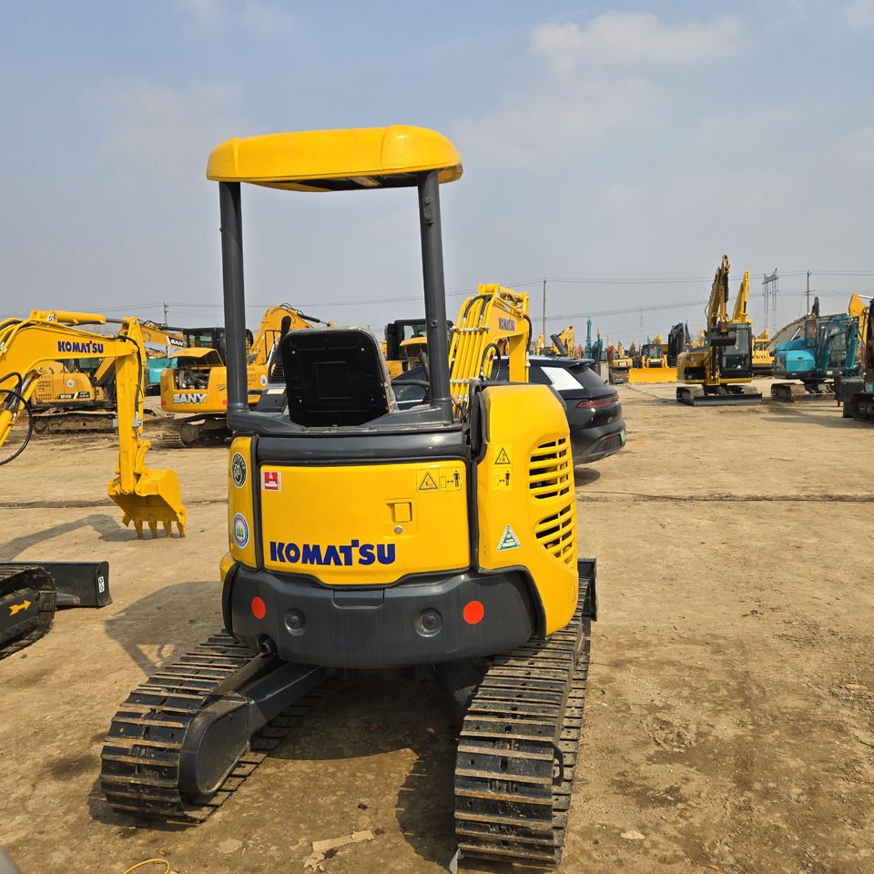 2022 Komatsu PC30MR mini excavator rear view 2022 Komatsu PC30MR mini excavator rear view