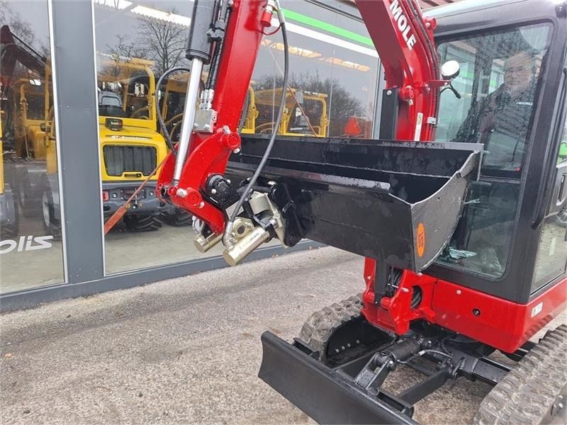 2025 Mole M20 mini excavator front view with tilt bucket 2025 Mole M20 mini excavator front view with tilt bucket
