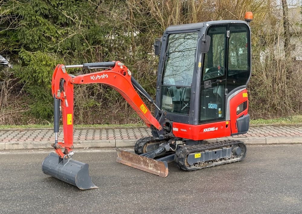 2015 Kubota KX016-4 mini excavator, side view 2015 Kubota KX016-4 mini excavator, side view