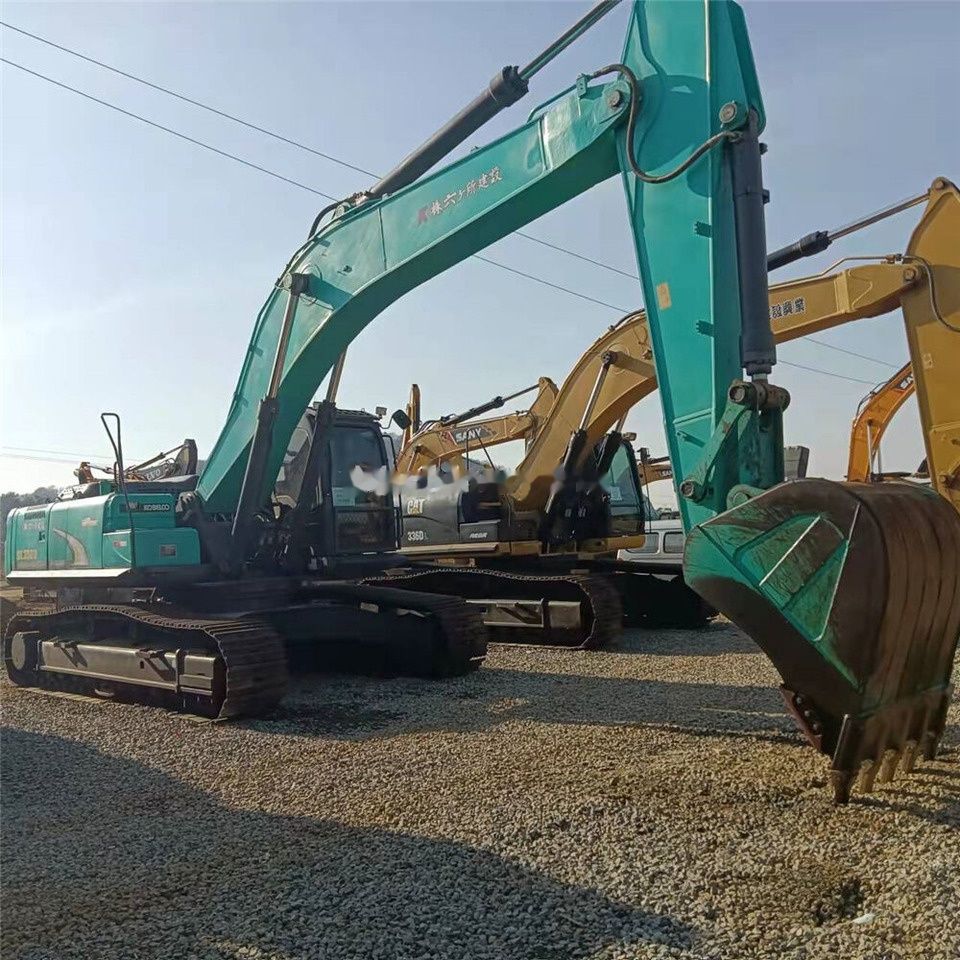 2017 Kobelco SK350D crawler excavator, front three-quarter view