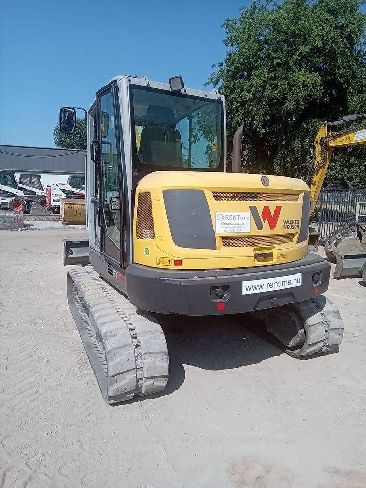 2017 Wacker Neuson ET90 crawler excavator, front view 2017 Wacker Neuson ET90 crawler excavator, front view