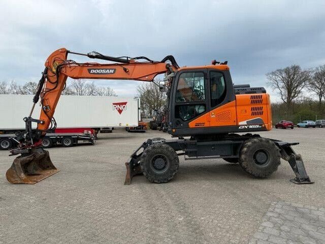 2021 Doosan DX165W-5 wheel excavator, side view