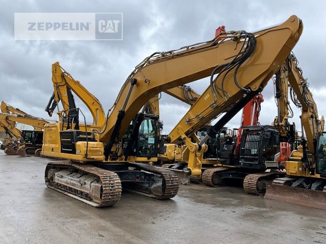 2021 Caterpillar 336-07C crawler excavator side view 2021 Caterpillar 336-07C crawler excavator side view