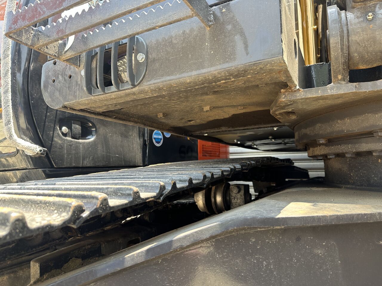 2023 Volvo EC140 crawler excavator undercarriage detail 2023 Volvo EC140 crawler excavator undercarriage detail