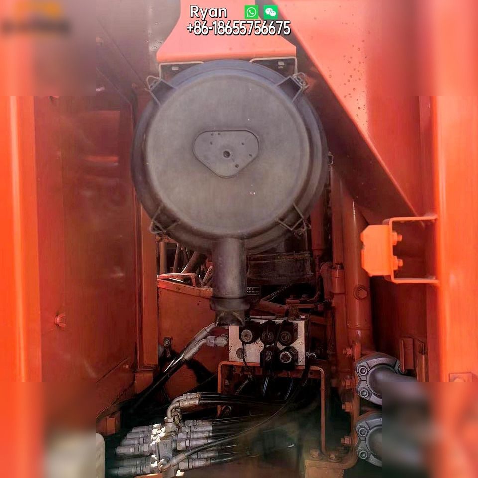 2020 Doosan DX225LC crawler excavator engine compartment view