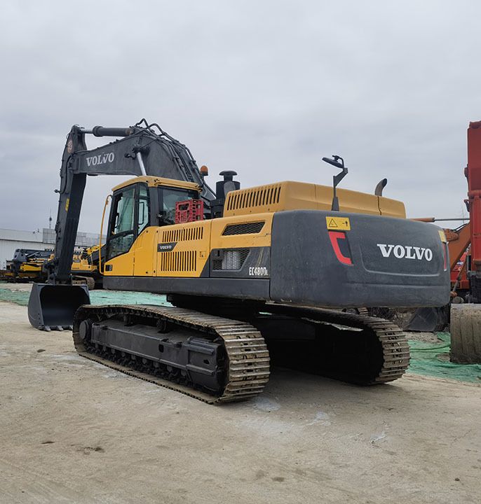 2020 Volvo EC480DL crawler excavator, rear three-quarter view 2020 Volvo EC480DL crawler excavator, rear three-quarter view