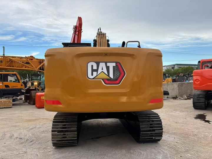 2024 Caterpillar 320CL Raupenbagger Heckansicht