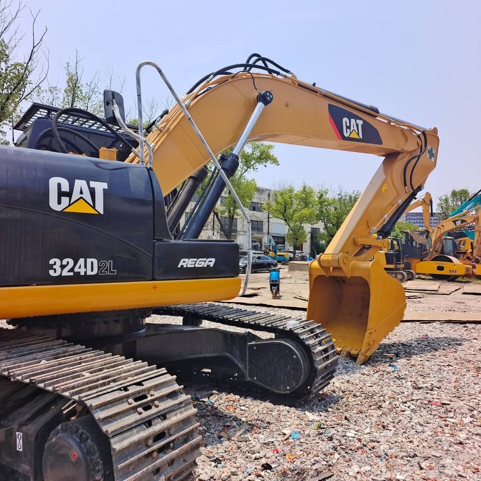 2024 Caterpillar 324D2L crawler excavator side view 2024 Caterpillar 324D2L crawler excavator side view